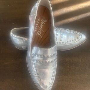 Bowfish Metallic Silver Women's Loafers
